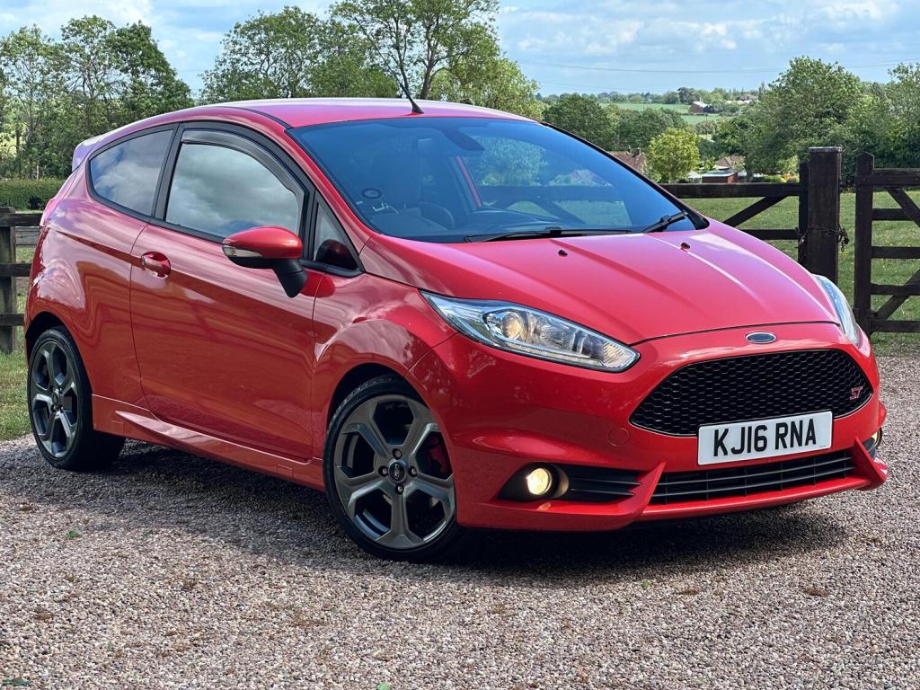 View FORD FIESTA 1.6 T EcoBoost ST-3