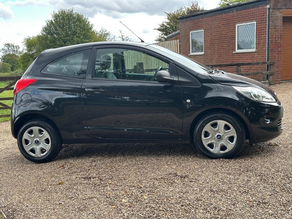 FORD KA