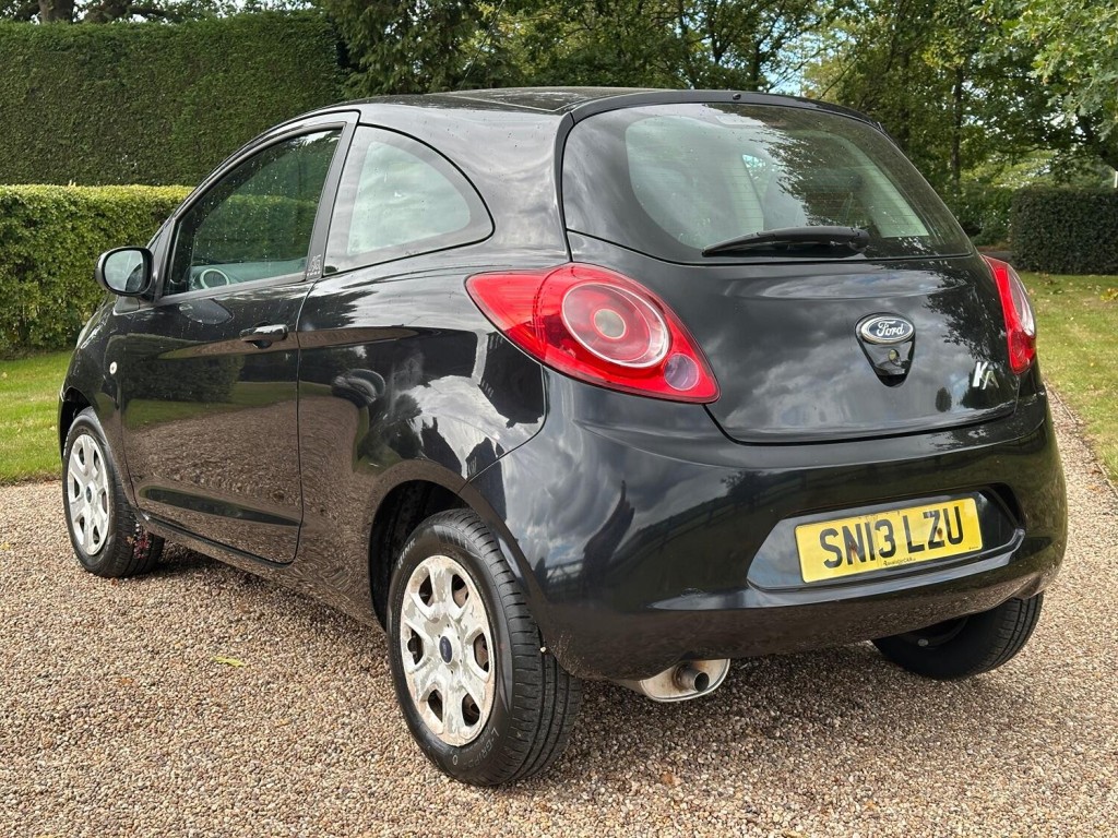 FORD KA