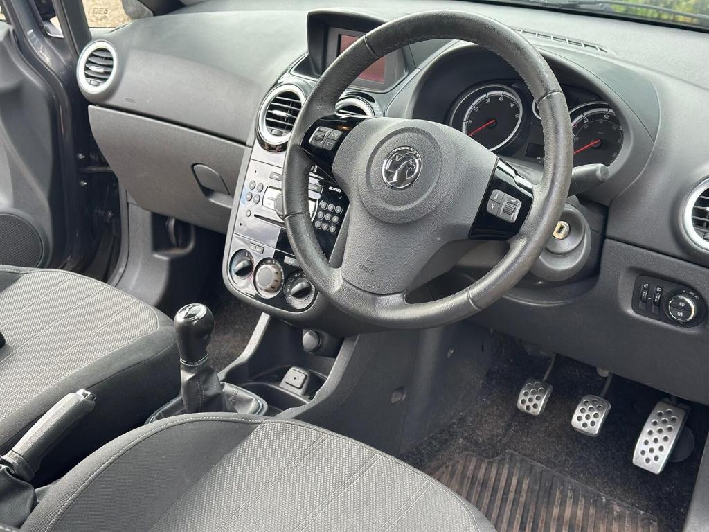 VAUXHALL CORSA