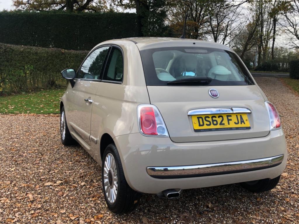 View FIAT 500 LOUNGE