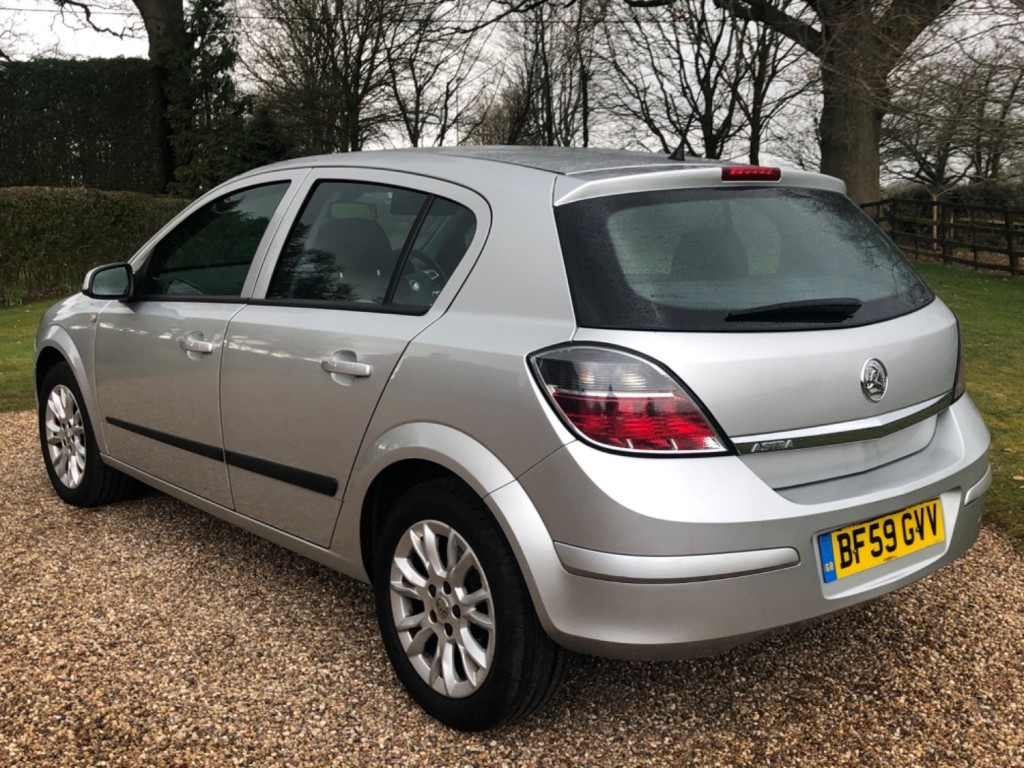 View VAUXHALL ASTRA ACTIVE PLUS