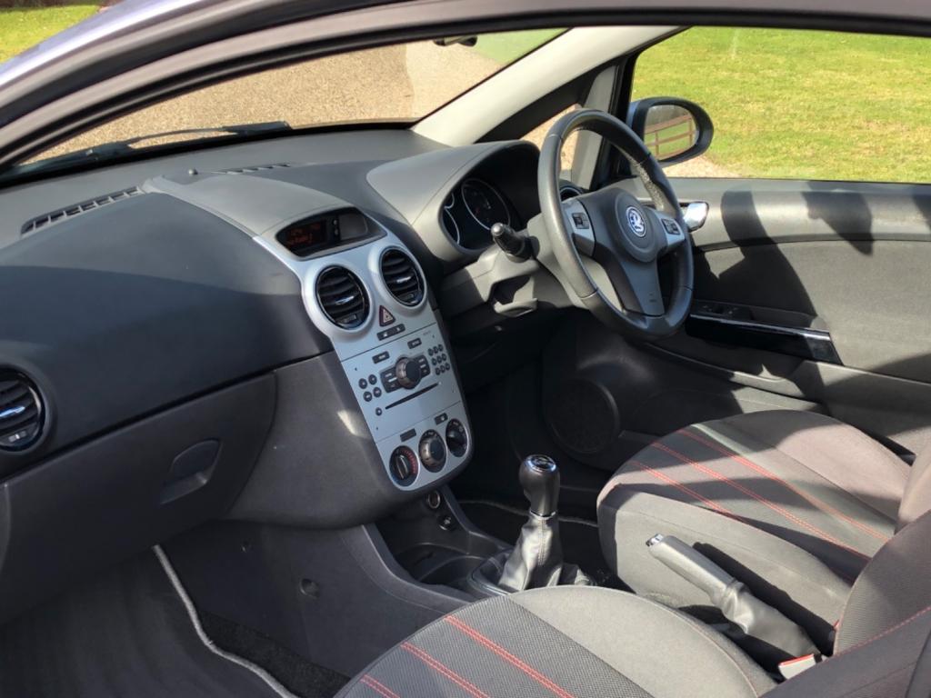 View VAUXHALL CORSA SXI