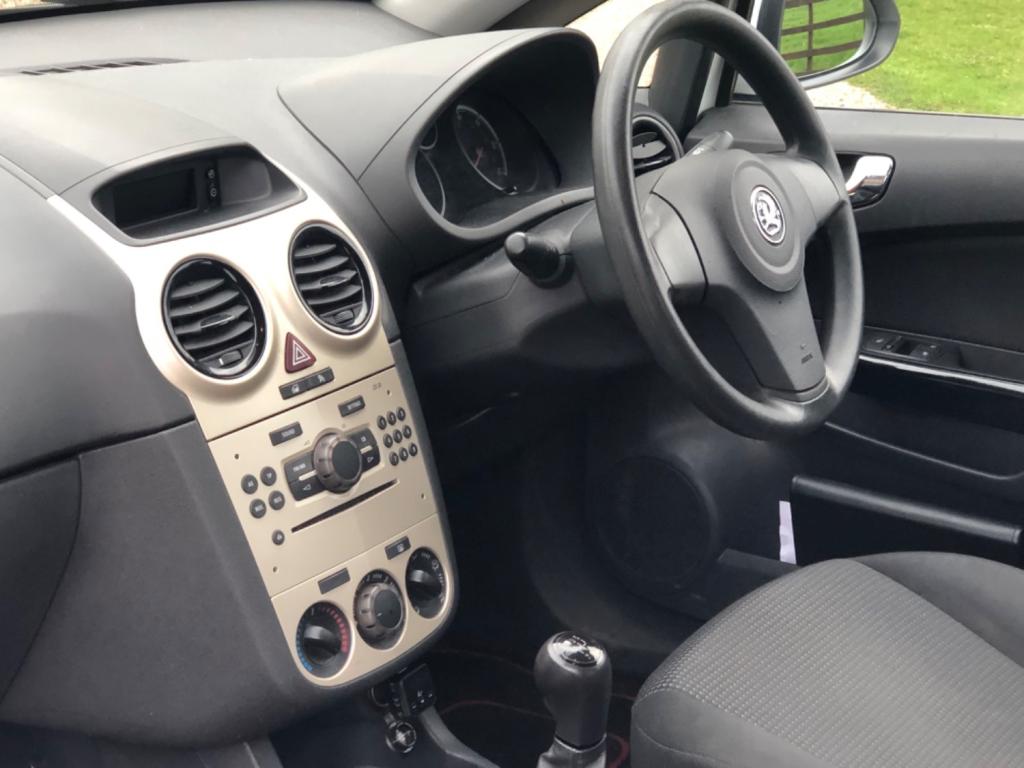 VAUXHALL CORSA