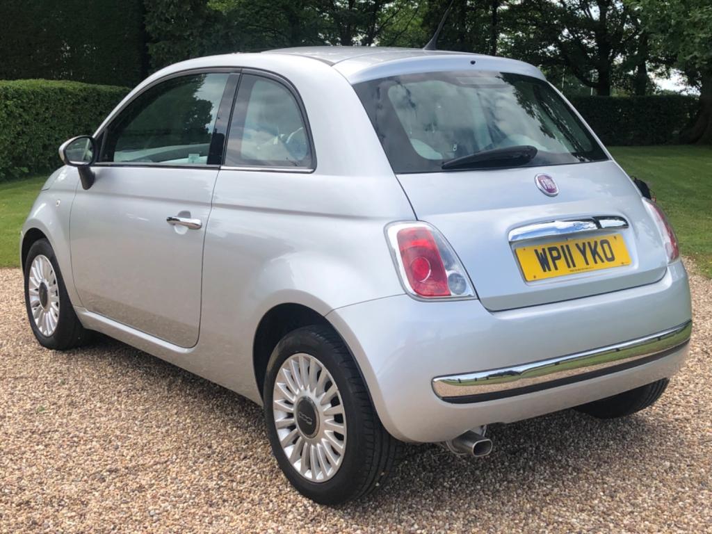 View FIAT 500 LOUNGE