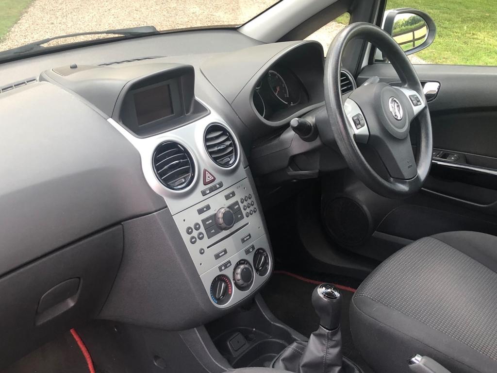 View VAUXHALL CORSA EXCITE AC