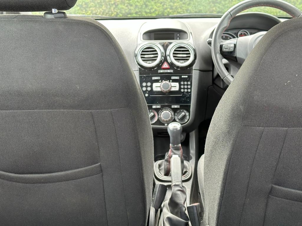 VAUXHALL CORSA