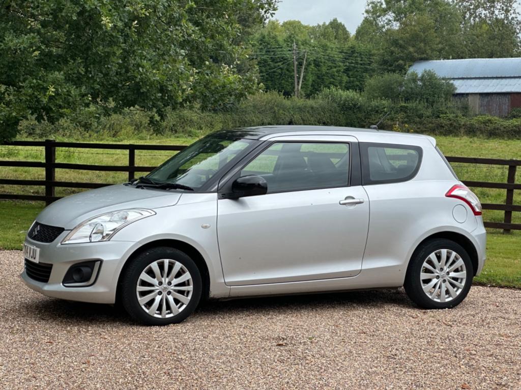 SUZUKI SWIFT