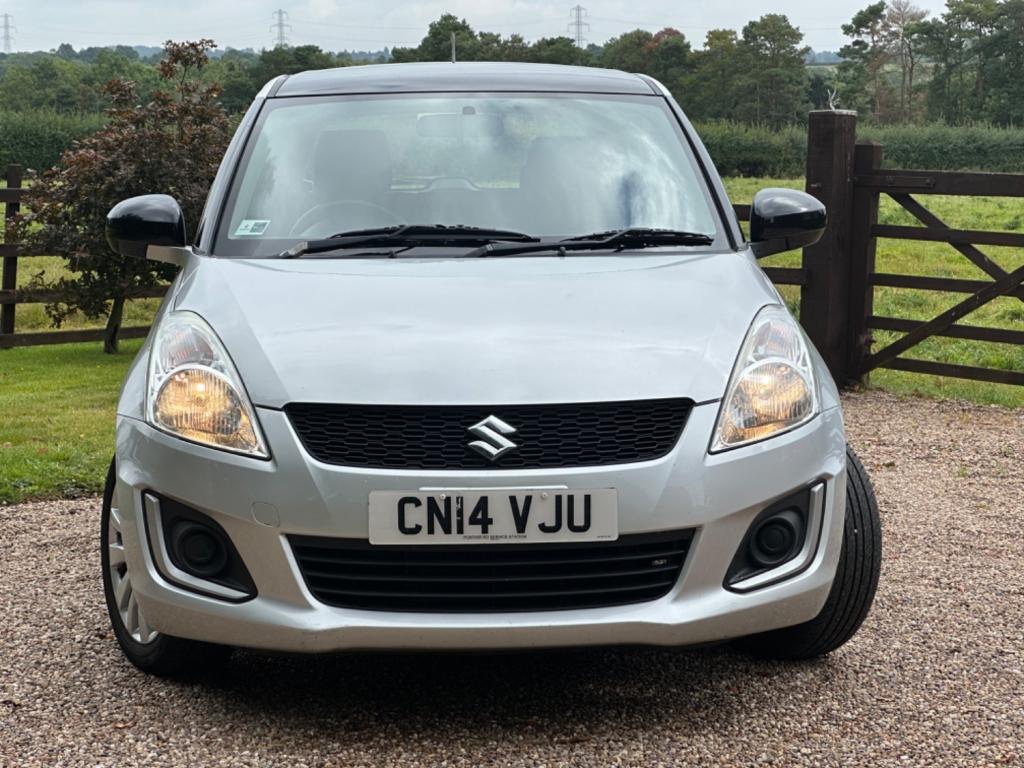 SUZUKI SWIFT