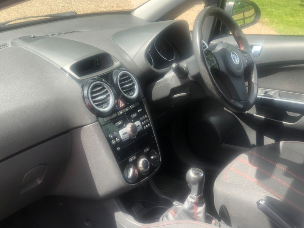 View VAUXHALL CORSA SXI AC