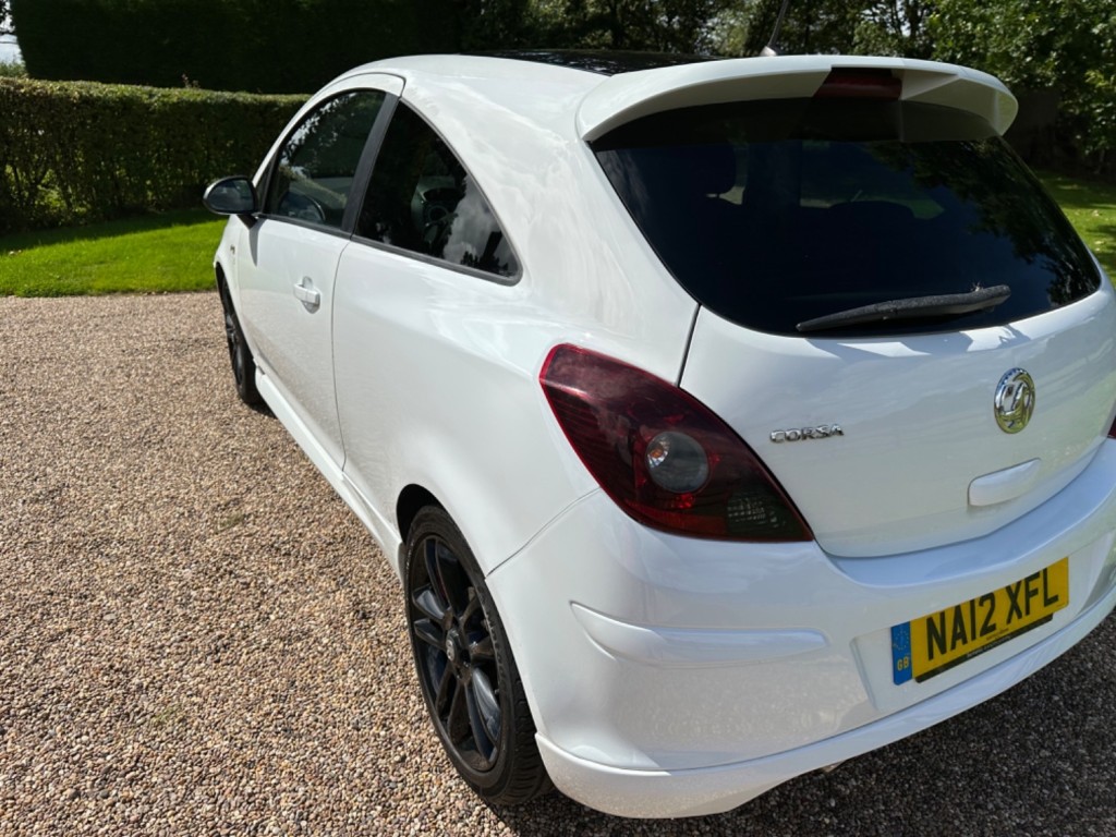 VAUXHALL CORSA