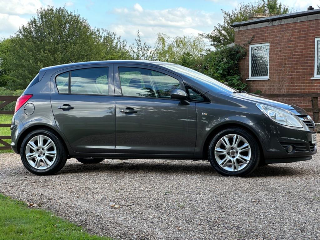 VAUXHALL CORSA