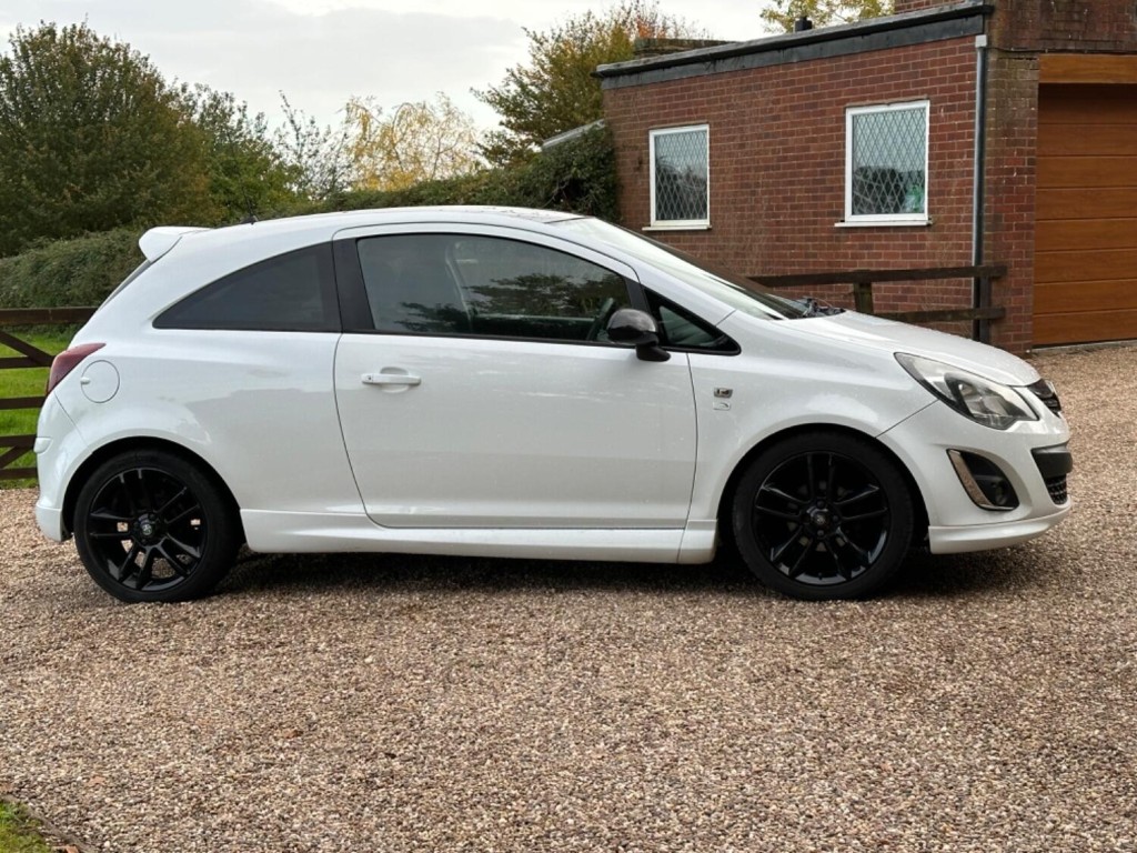 VAUXHALL CORSA