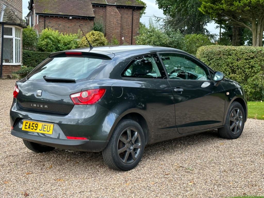 SEAT IBIZA