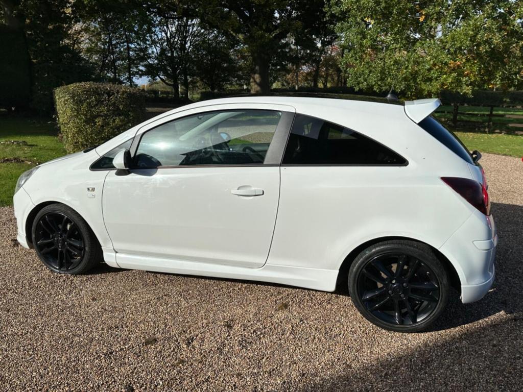 VAUXHALL CORSA