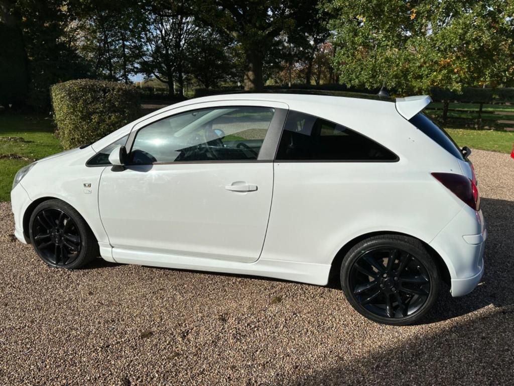 VAUXHALL CORSA