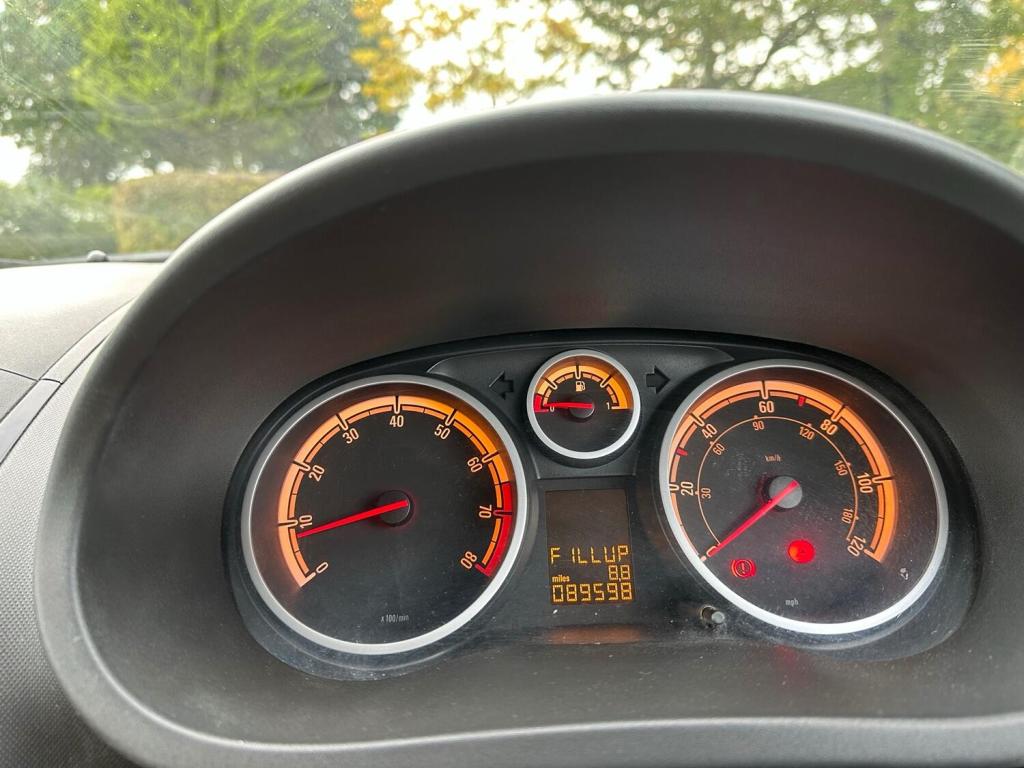 VAUXHALL CORSA