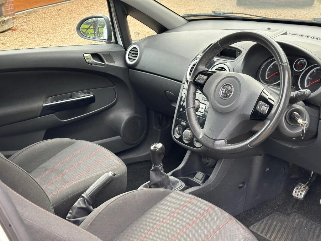 VAUXHALL CORSA