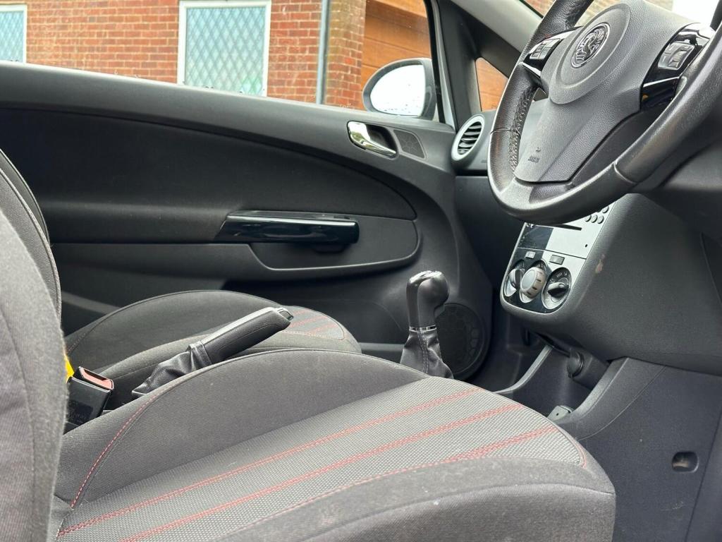 VAUXHALL CORSA