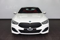 BMW 8 SERIES