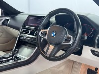 BMW 8 SERIES