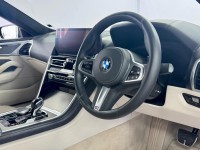 BMW 8 SERIES