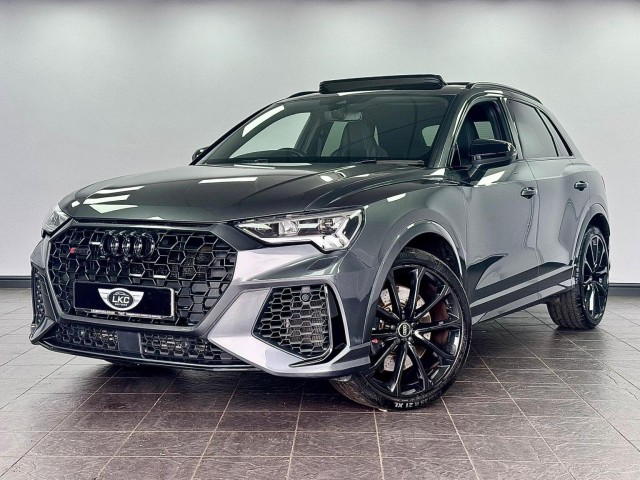 AUDI RS Q3