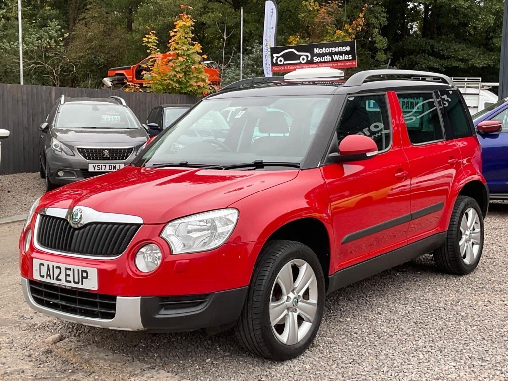 View SKODA YETI 2.0 TDI SE Plus 4WD Euro 5 5dr