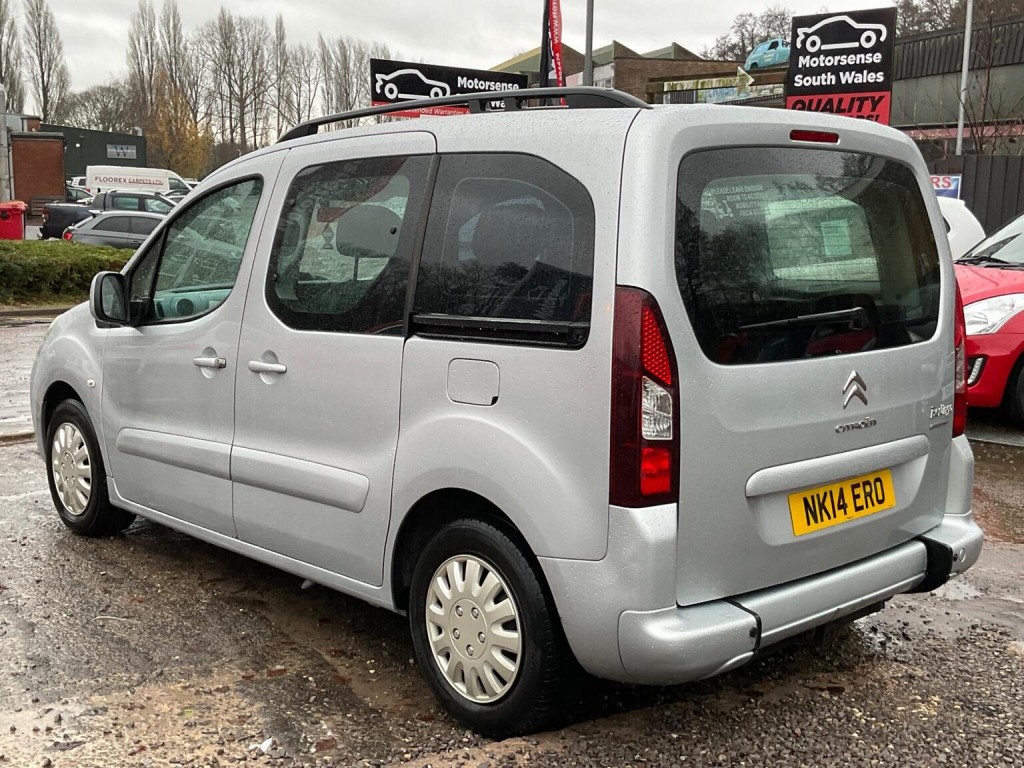 View CITROEN BERLINGO 1.6 e-HDi Airdream VTR Multispace MPV ETG6 Euro 5 (s/s) 5dr