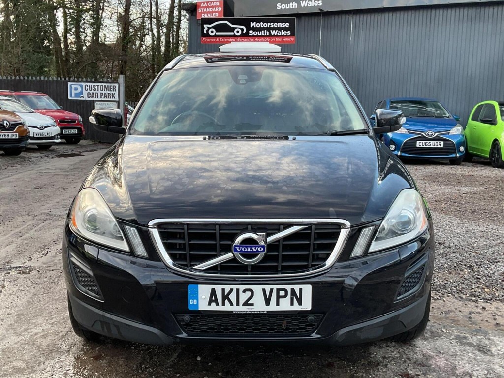 View VOLVO XC60 2.4 D5 SE Lux Geartronic AWD Euro 5 5dr