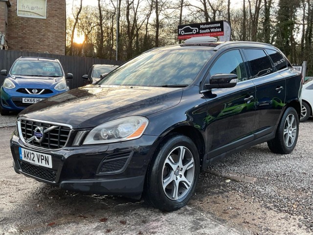 VOLVO XC60 2.4 D5 SE Lux Geartronic AWD Euro 5 5dr