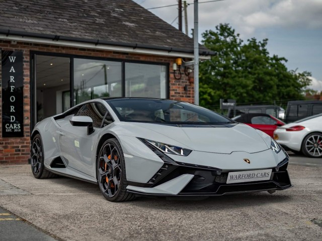 LAMBORGHINI HURACAN