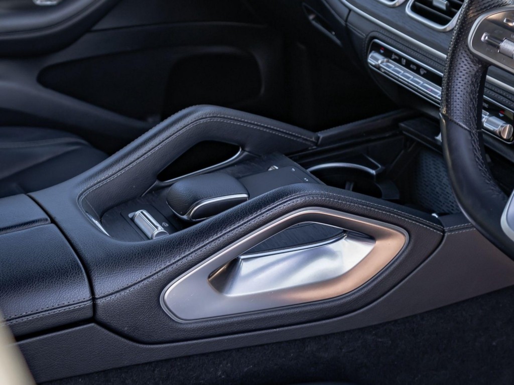 MERCEDES-BENZ GLE CLASS