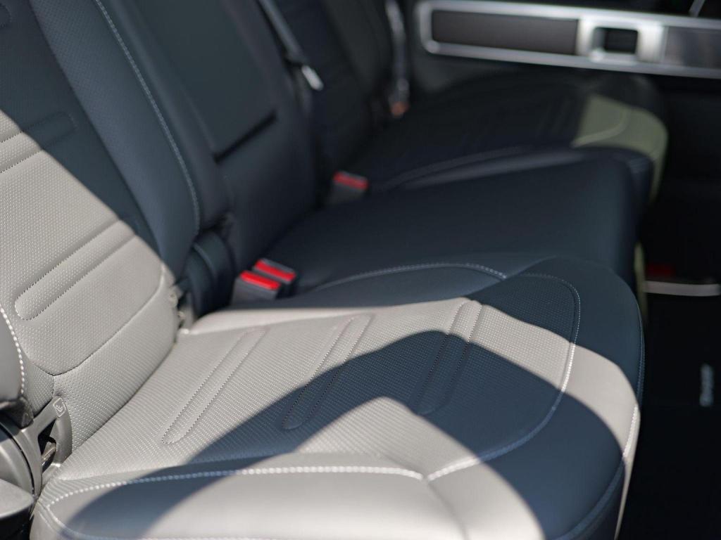 MERCEDES-BENZ G CLASS