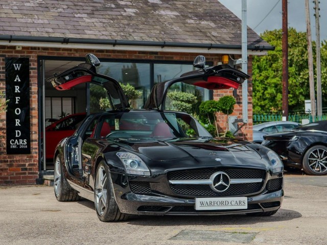 MERCEDES-BENZ SLS