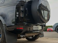 LAND ROVER DEFENDER 110