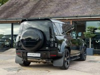 LAND ROVER DEFENDER 110