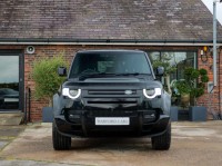 LAND ROVER DEFENDER 110