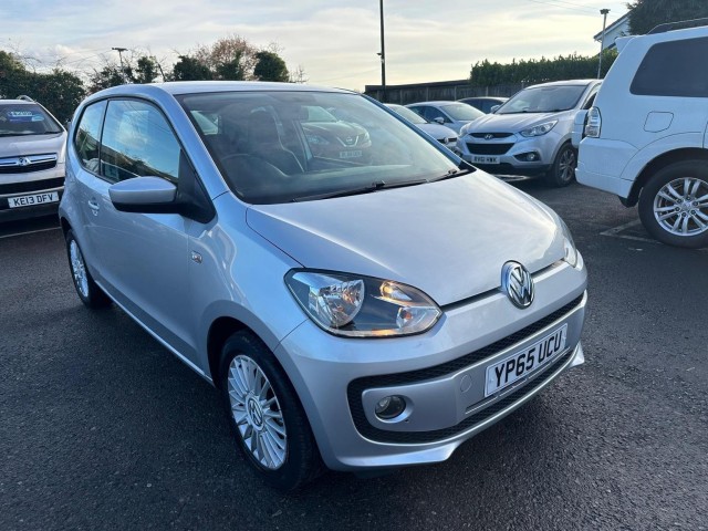 VOLKSWAGEN UP