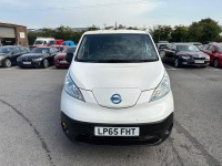 NISSAN E-NV200