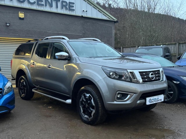 NISSAN NAVARA