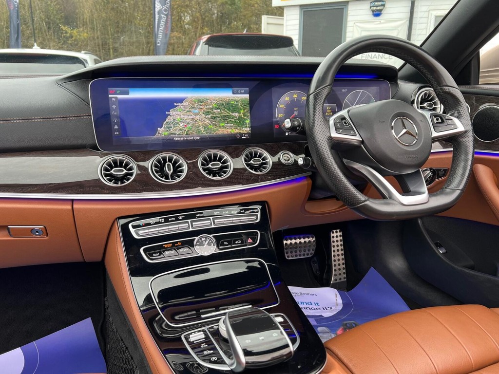 MERCEDES-BENZ E CLASS