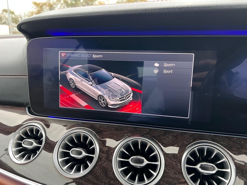 MERCEDES-BENZ E CLASS