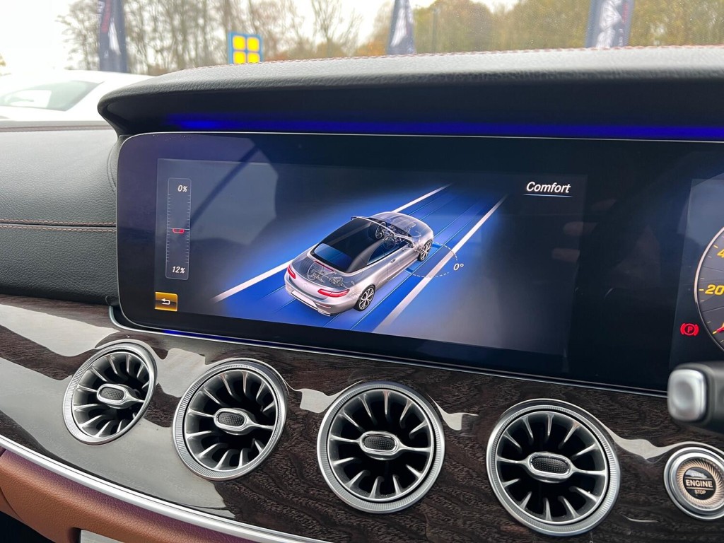 MERCEDES-BENZ E CLASS