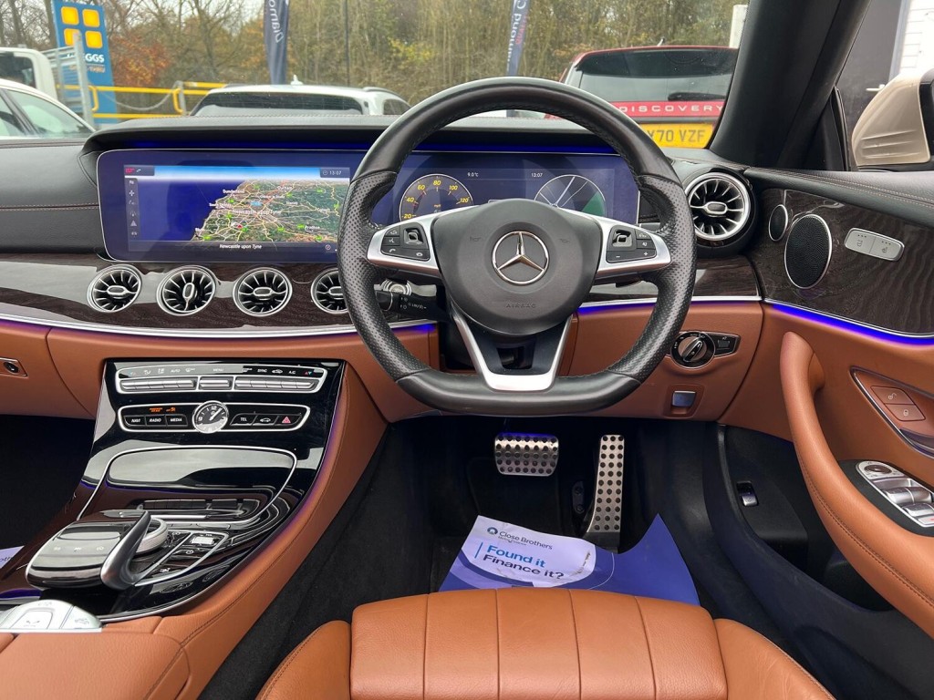 MERCEDES-BENZ E CLASS