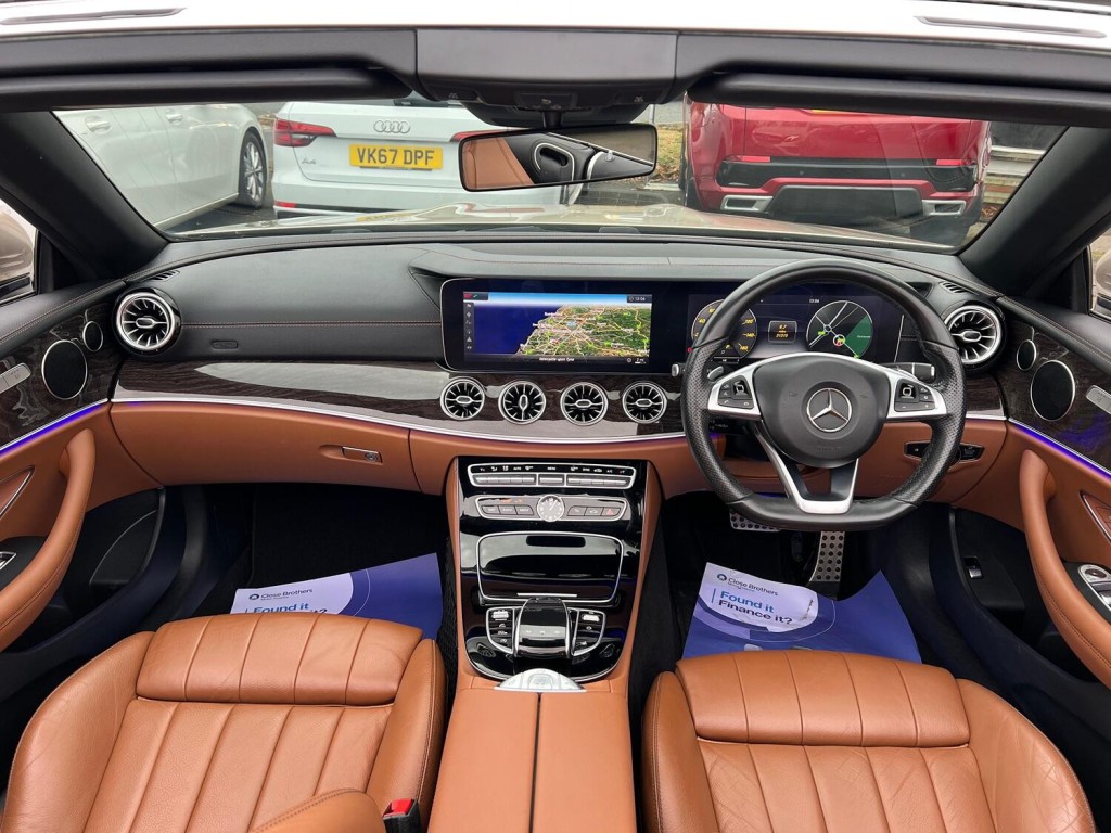 MERCEDES-BENZ E CLASS