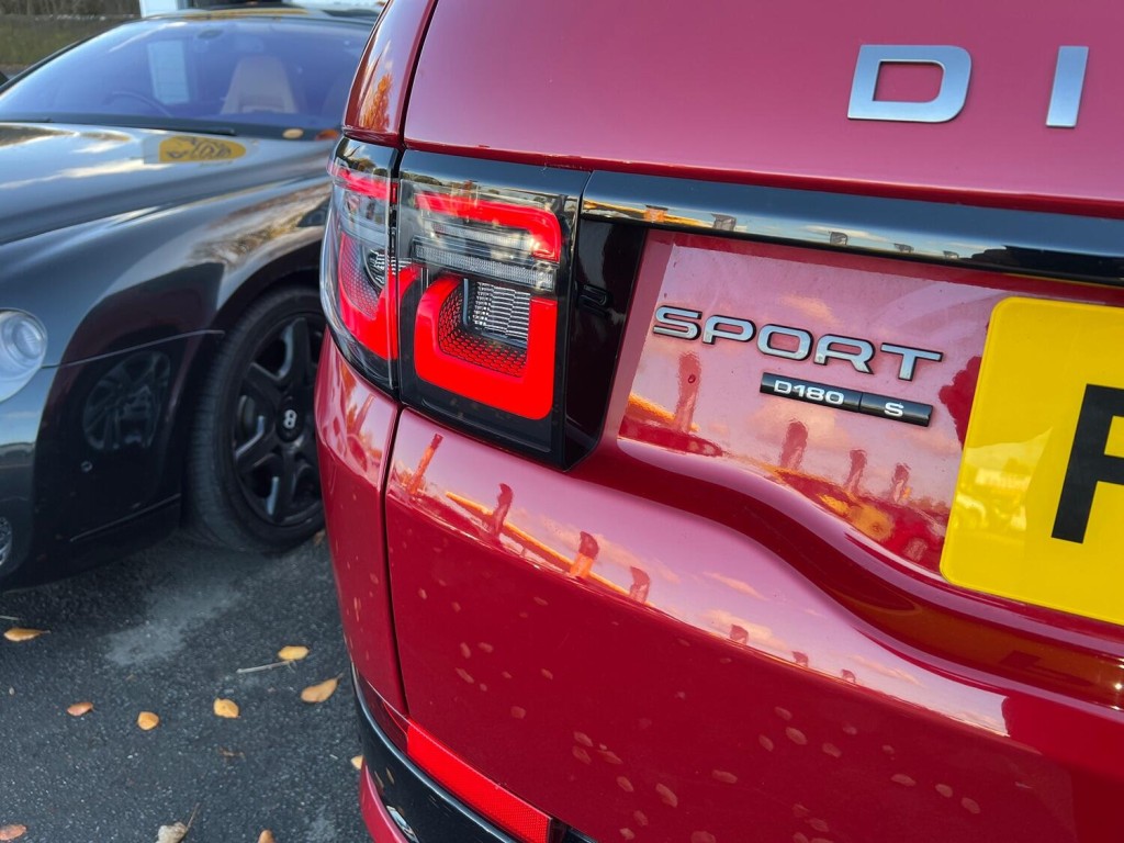 LAND ROVER DISCOVERY SPORT