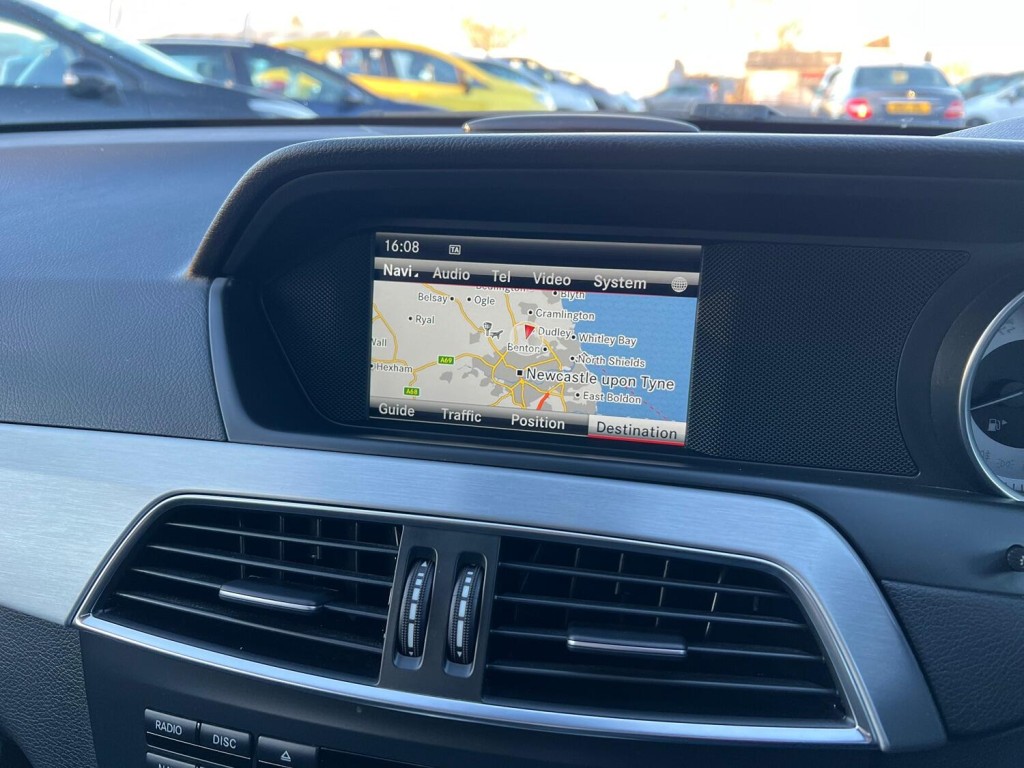 MERCEDES-BENZ C CLASS