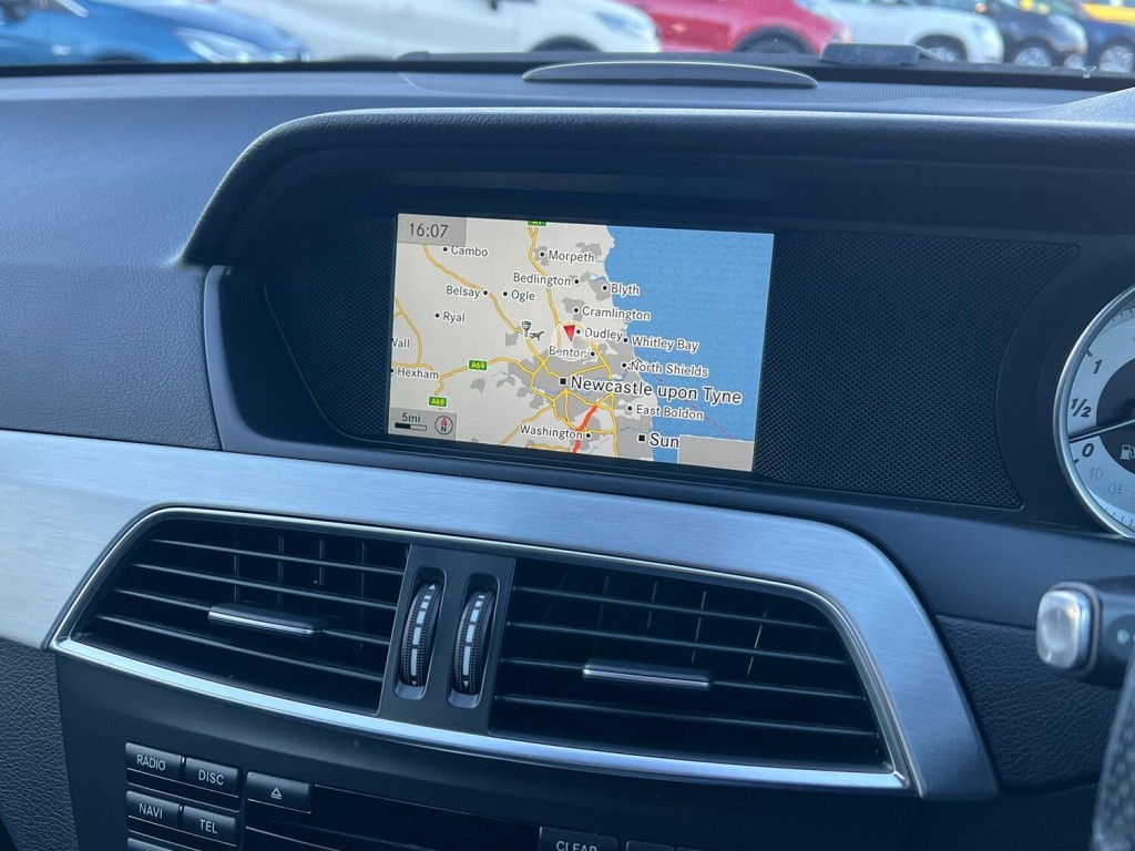 MERCEDES-BENZ C CLASS