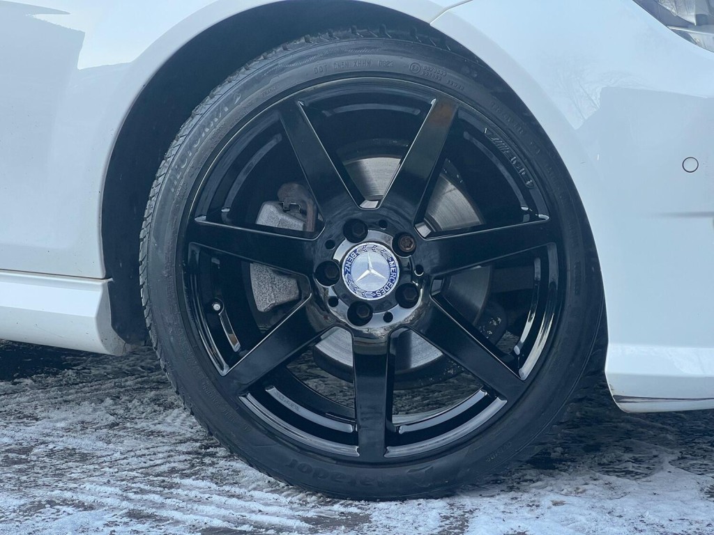 MERCEDES-BENZ C CLASS